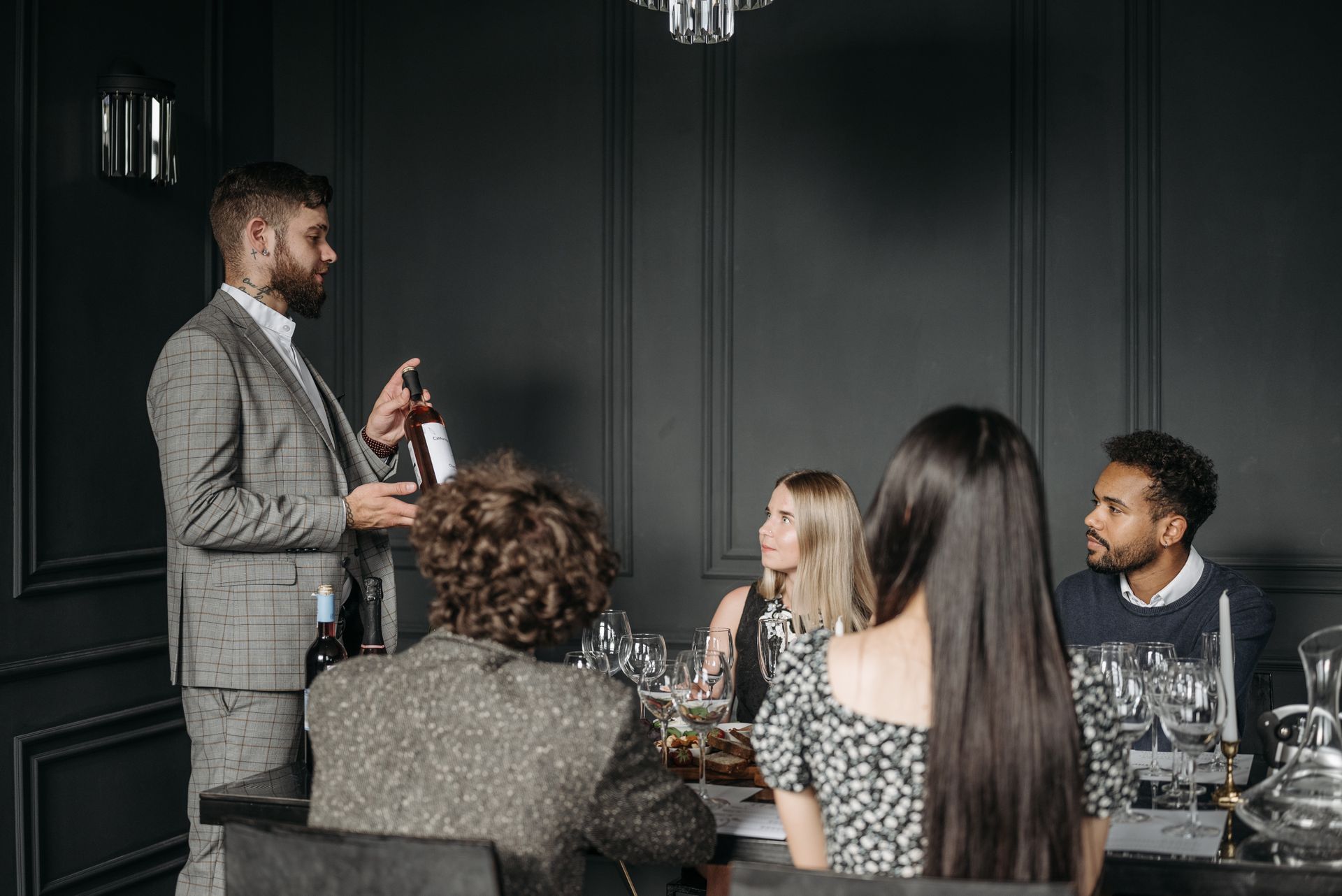 Cours d’œnologie et dégustation de vin en groupe