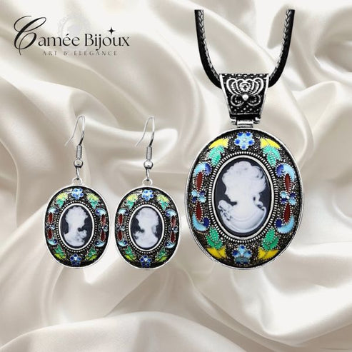 Boucles d’oreilles camée pour sublimer le visage d’une maman